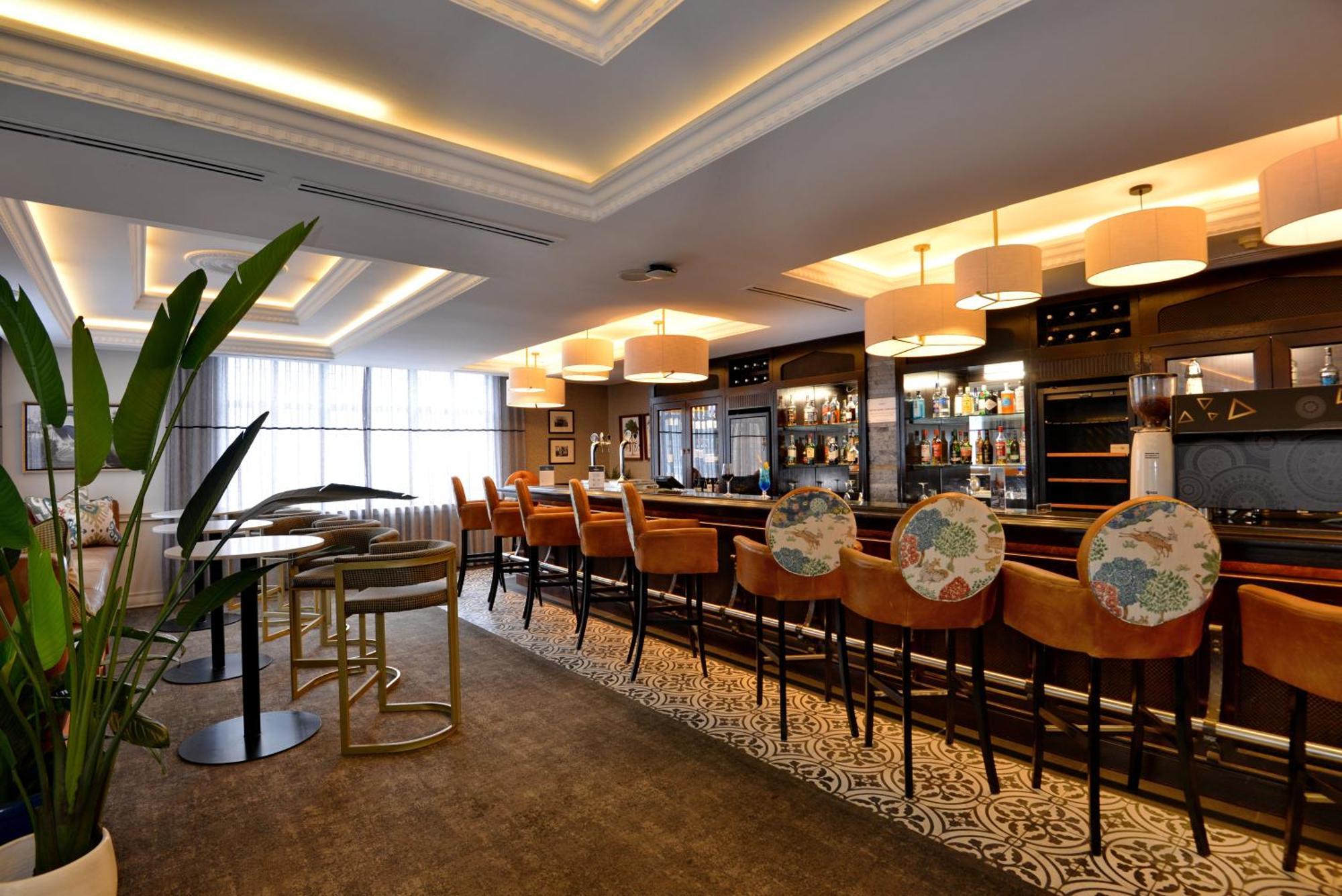Anew Hotel Hilton Pietermaritzburg Exterior photo