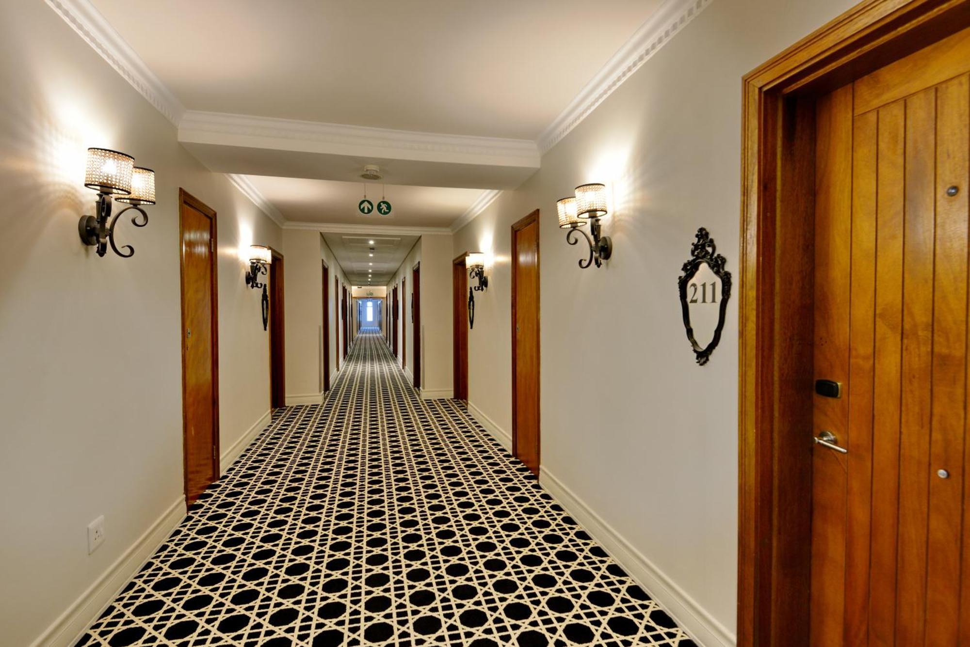 Anew Hotel Hilton Pietermaritzburg Exterior photo