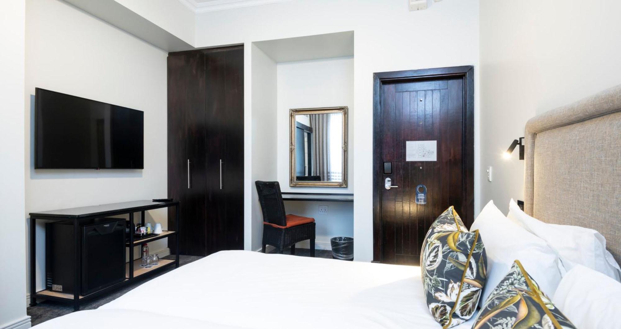 Anew Hotel Hilton Pietermaritzburg Exterior photo