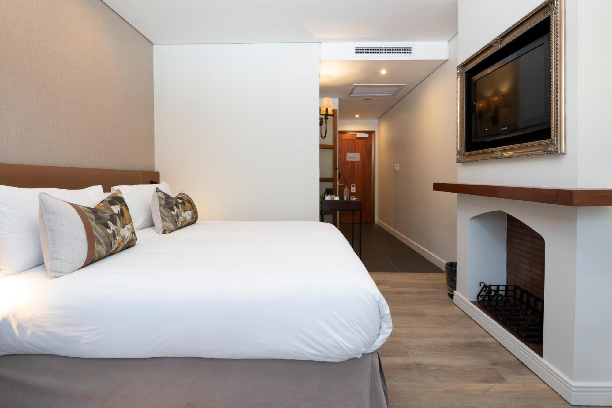 Anew Hotel Hilton Pietermaritzburg Exterior photo
